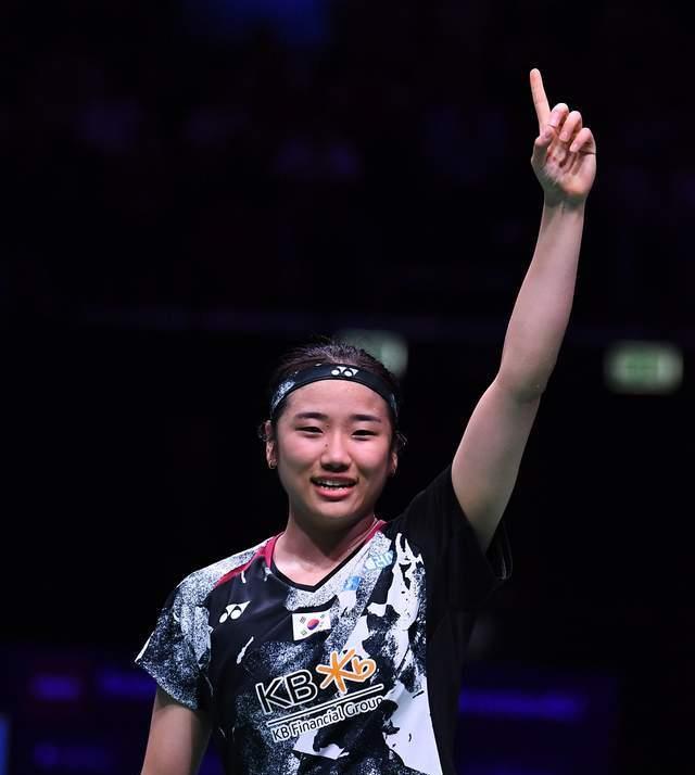 法国女篮夺得欧锦赛冠军,实力尽显 法国女篮夺得欧锦赛冠军,实力尽显