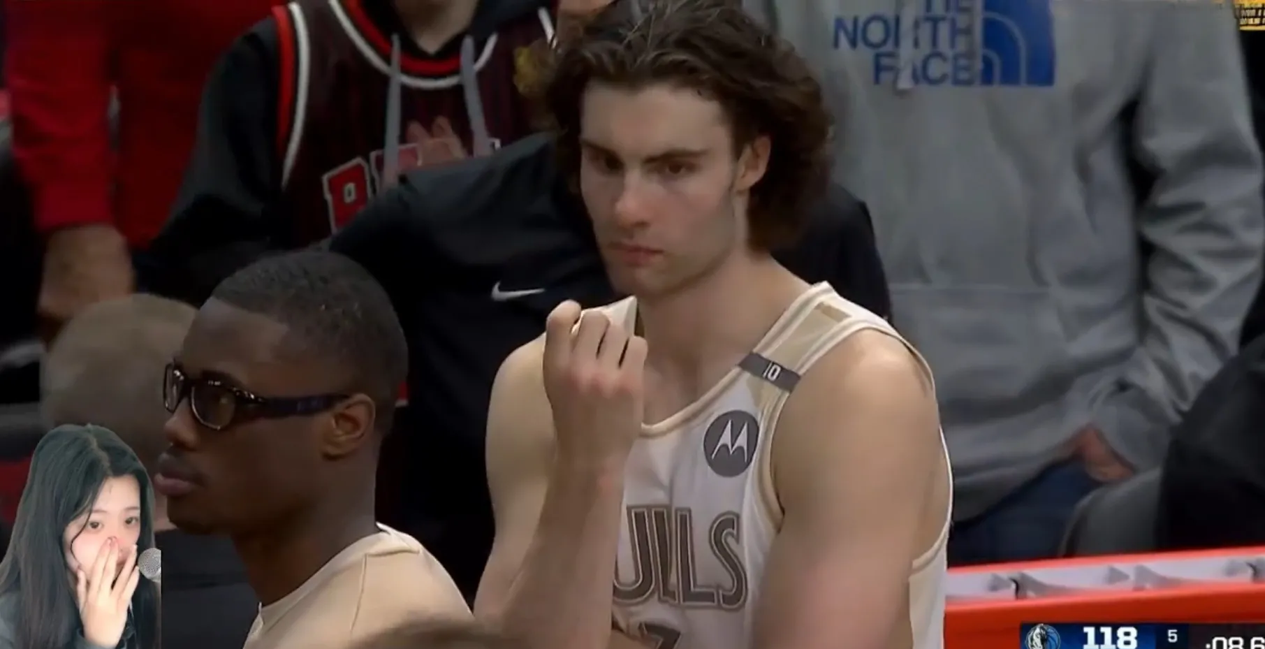 关于独行侠主场惨遭公牛逆转，诺维茨基表现黯淡的信息