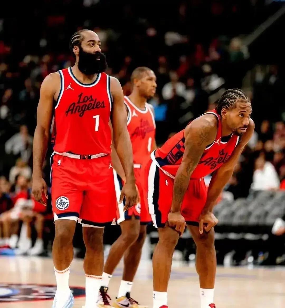 快船险胜国王，实现七连胜