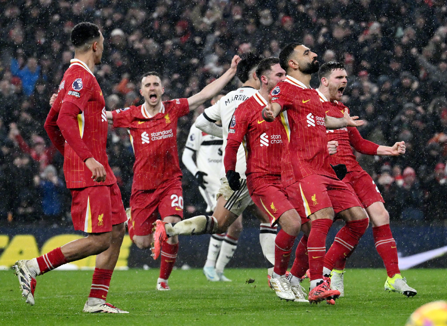 华体会新闻-利物浦坐镇主场绝平阿森纳巴塞尔-战胜曼城的简单介绍