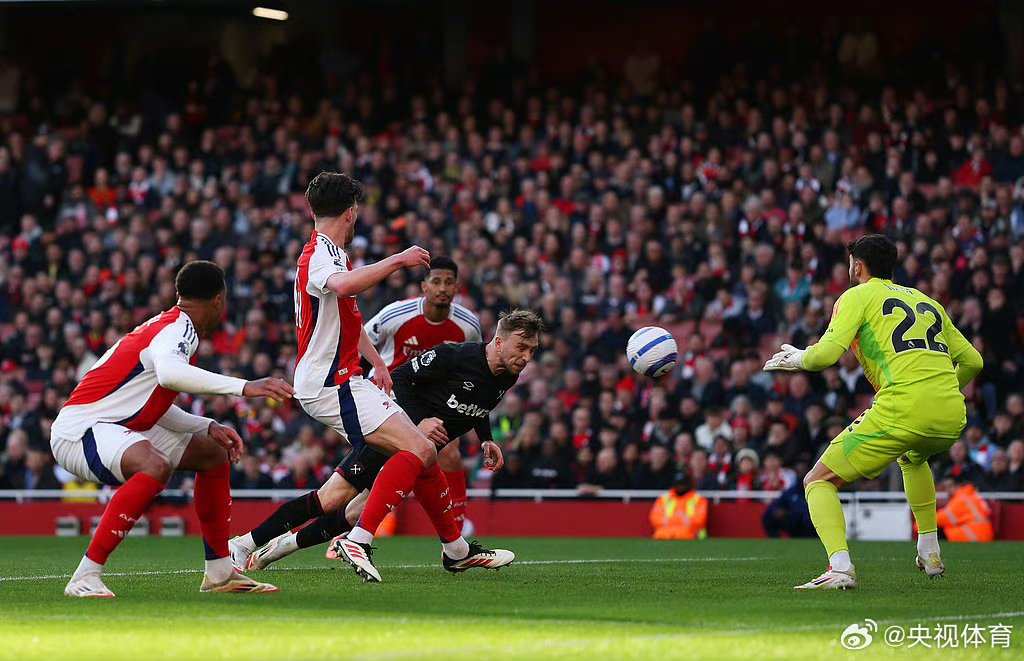 利物浦坐镇主场绝平阿森纳巴塞尔-战胜曼城的简单介绍